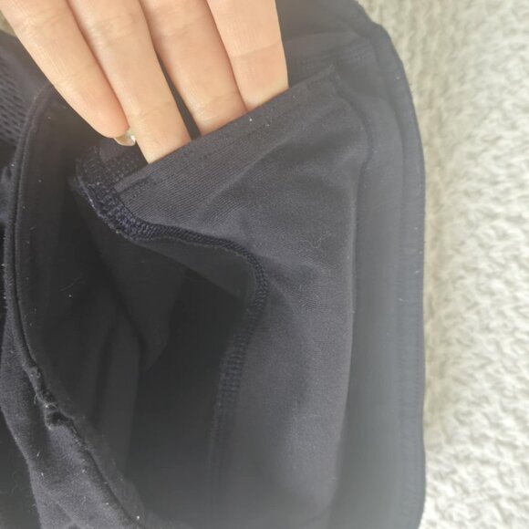 Lululemon Reveal 7/8 Legginds - Picture 2 of 4